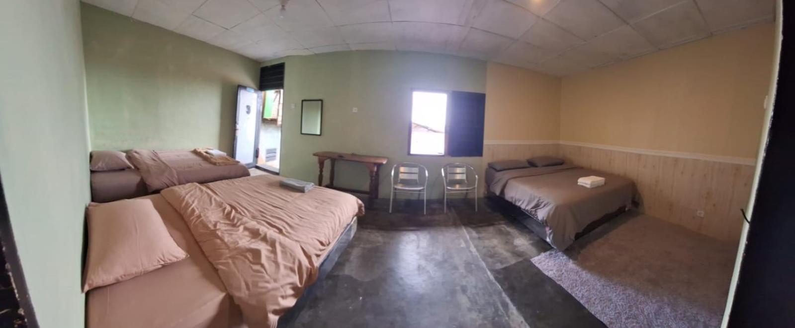 Smiley'S Homestay Berastagi Quarto foto
